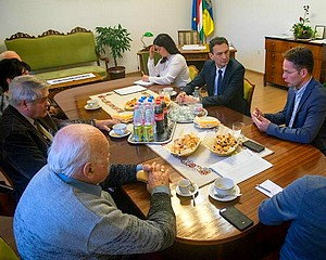 Vásárhely költségvetésének tervezése konzultációkkal