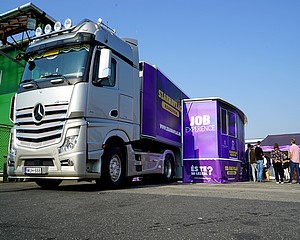Szakmákat népszerűsítő roadshow