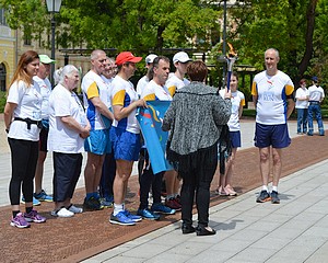 Vásárhelyre is befutottak a Peace Run résztvevői